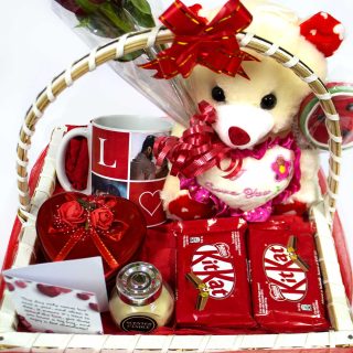 SPECIAL LOVE GIFT BASKET